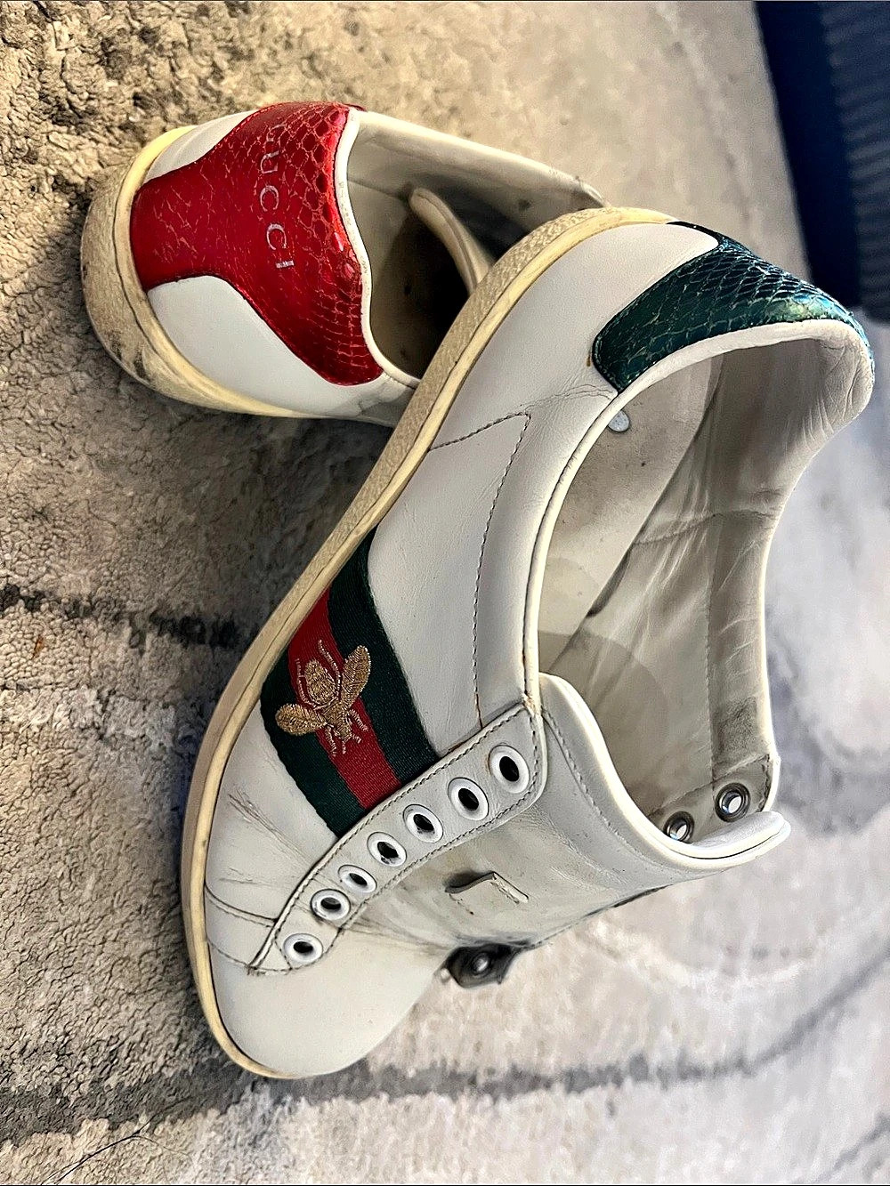 Gucci Ace Sneaker with Bee EU 35